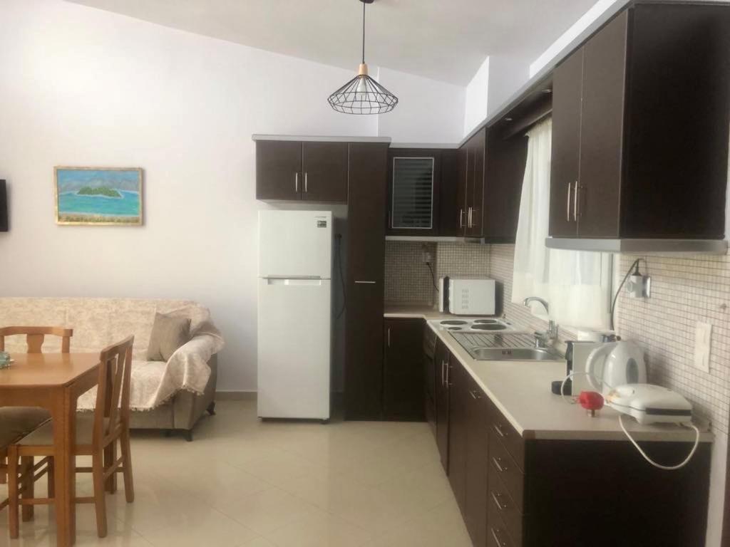 Di Mare Apartment Keramotí Zewnętrze zdjęcie